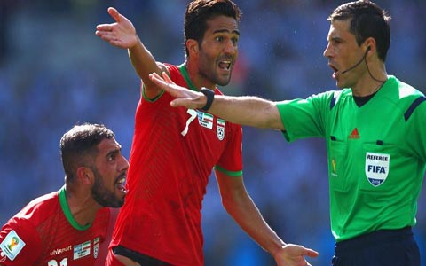 نبرد سخت آرژانتین با ایران: مدعی قهرمانی با ناداوری ایران را برد! نبرد سخت آرژانتین با ایران: مدعی قهرمانی با ناداوری ایران را برد!
