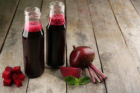 فواید آب چغندر چیست و چگونه باعث جوان شدن مغز میشود؟ 9 فواید آب چغندر چیست و چگونه باعث جوان شدن مغز میشود؟