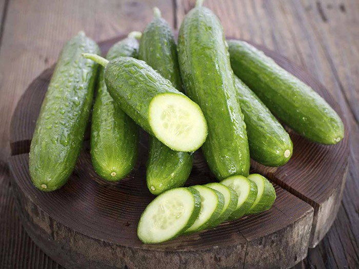 19 نوع میوه و سبزی برای تامین آب بدن و جلوگیری از کم آبی 12 19 نوع میوه و سبزی برای تامین آب بدن و جلوگیری از کم آبی