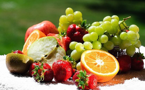 برای کاهش وزن روزانه چقدر میوه بخوریم؟ 7 برای کاهش وزن روزانه چقدر میوه بخوریم؟