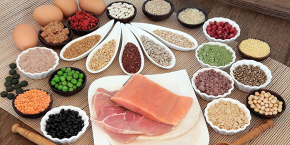 نیازهای تغذیهای با افزایش سن چه تغییری میکنند؟ 7 نیازهای تغذیهای شما با افزایش سن چه تغییری میکنند؟