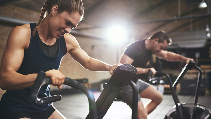5 مورد از فواید ورزش هوازی برای سلامت مغز 8 ورزش با الپتیکال