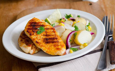 محبوبترین و بهترین مطالب سال 95 از نگاه کاربران و سردبیر مجله علم ورزش 5 رژیم عضله سازی و برنامه غذایی مخصوص عضله سازی چگونه است؟