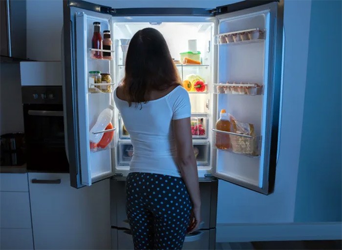 چرا کم خوابی باعث چاقی میشود؟ 13 چرا کم خوابی باعث چاقی میشود؟